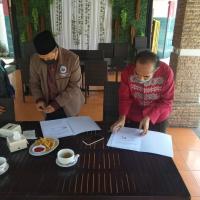 LPPM STAIHA Tekan MoU dengan Pusat Pengembangan Bahasa UIN Sunan Ampel Surabaya